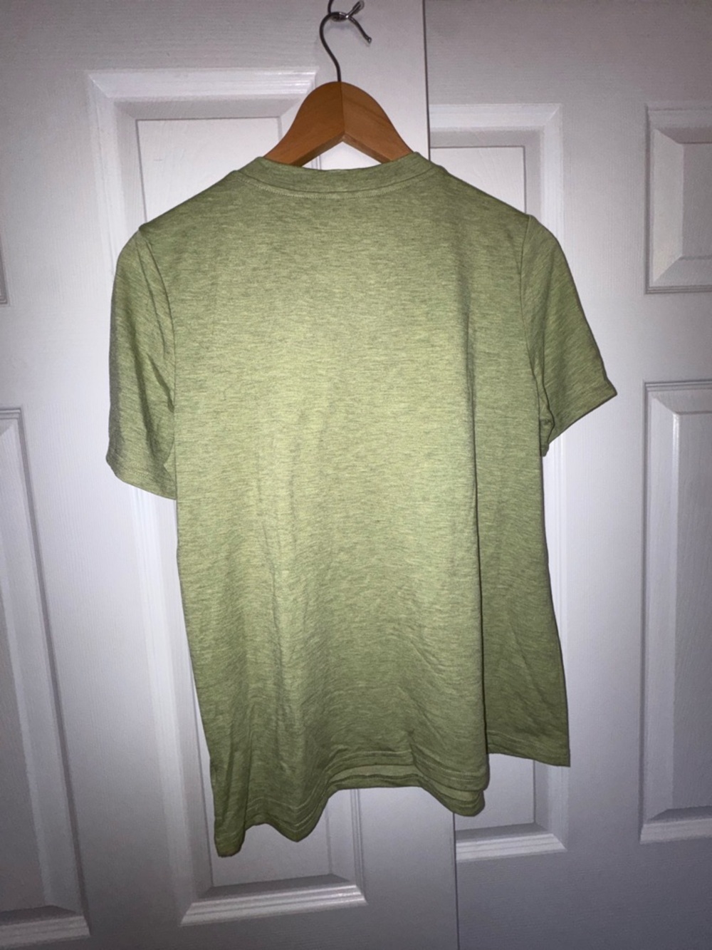 💥SALE Dragonfly Nature Graphic Tee V-Neck Small Cottagecore Boho Shirt - Picture 5 of 6